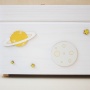 Cassetta in legno con coperchio, modello Astronauta